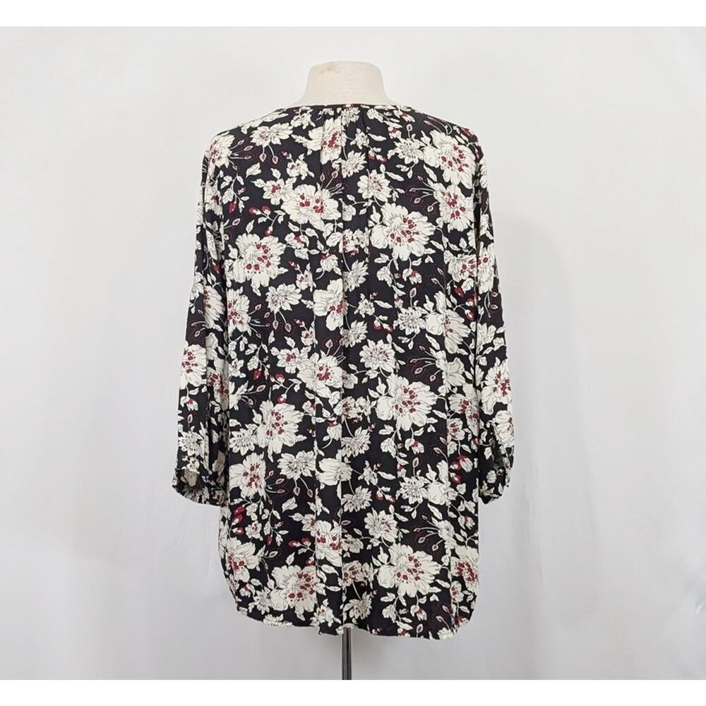 Fun2Fun Top Stitch Fix Black Floral Pintuck Pleats Blouse Women's Size 1X - Picture 4 of 6